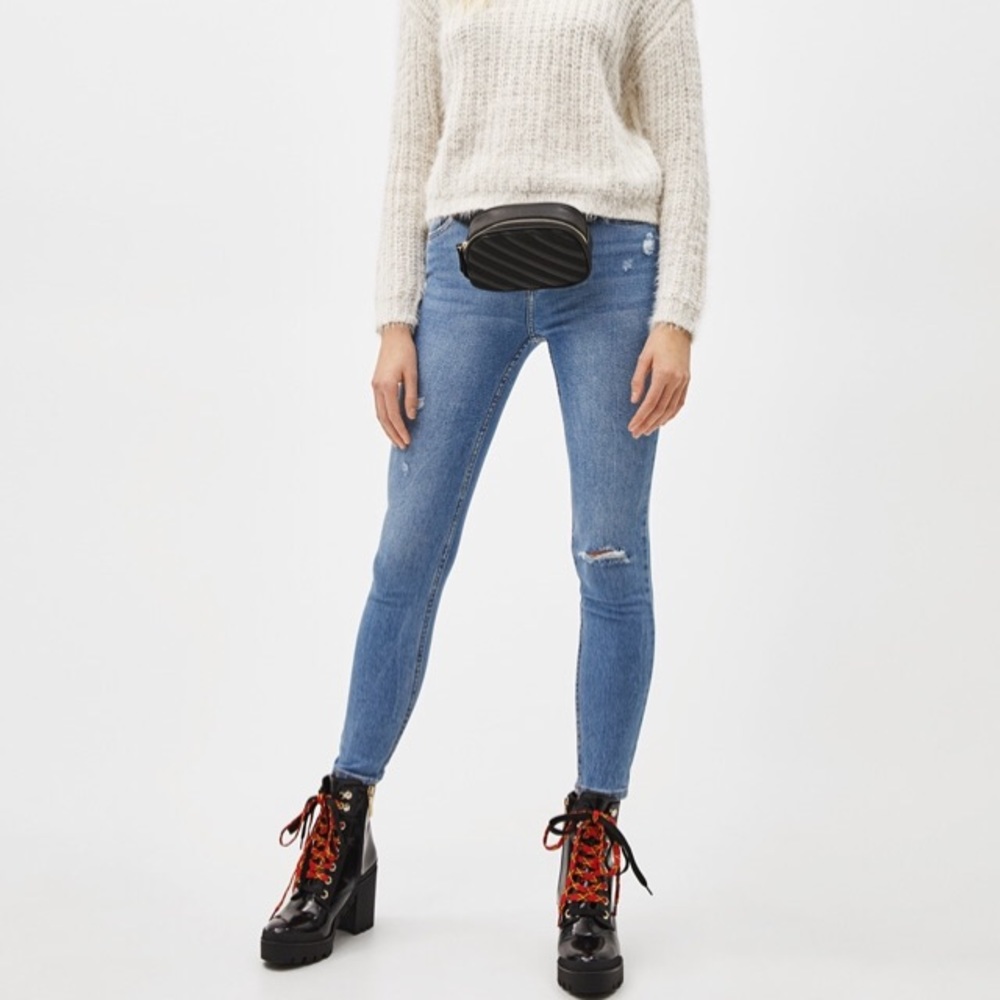 Bershka skinny jeans size 4